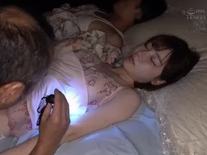 Người phụ nữ trưởng thành ngực bự vợ một khu vực hai khu vực ba